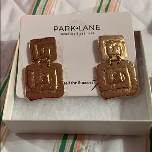 Park lane earring set